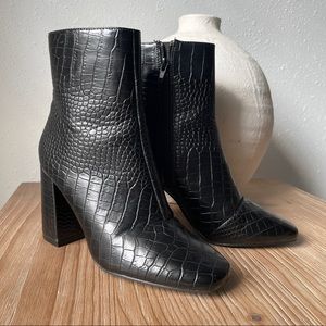 Croc square toe bootie
